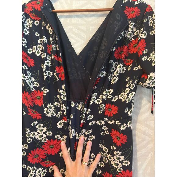 Madewell Floral Print Midi Dress Short Sleeve Tie Detail Black Red‎ Casual - Picture 13 of 13